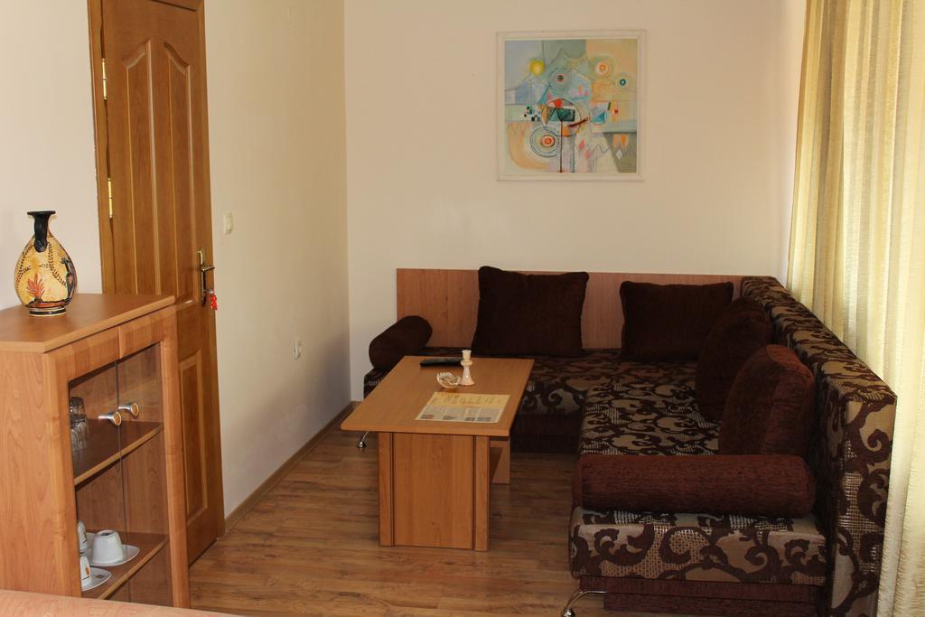 Guest House Brezata - Betula Glavatartsi Eksteriør bilde